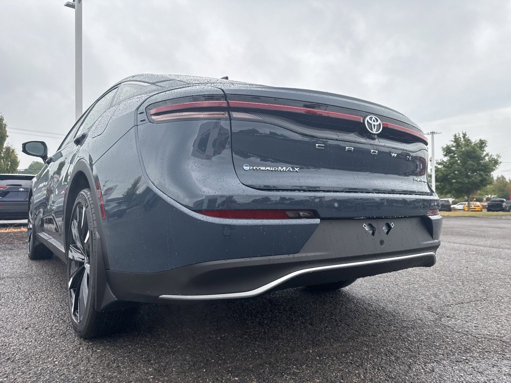 New 2026 Toyota Crown Platinum image 18