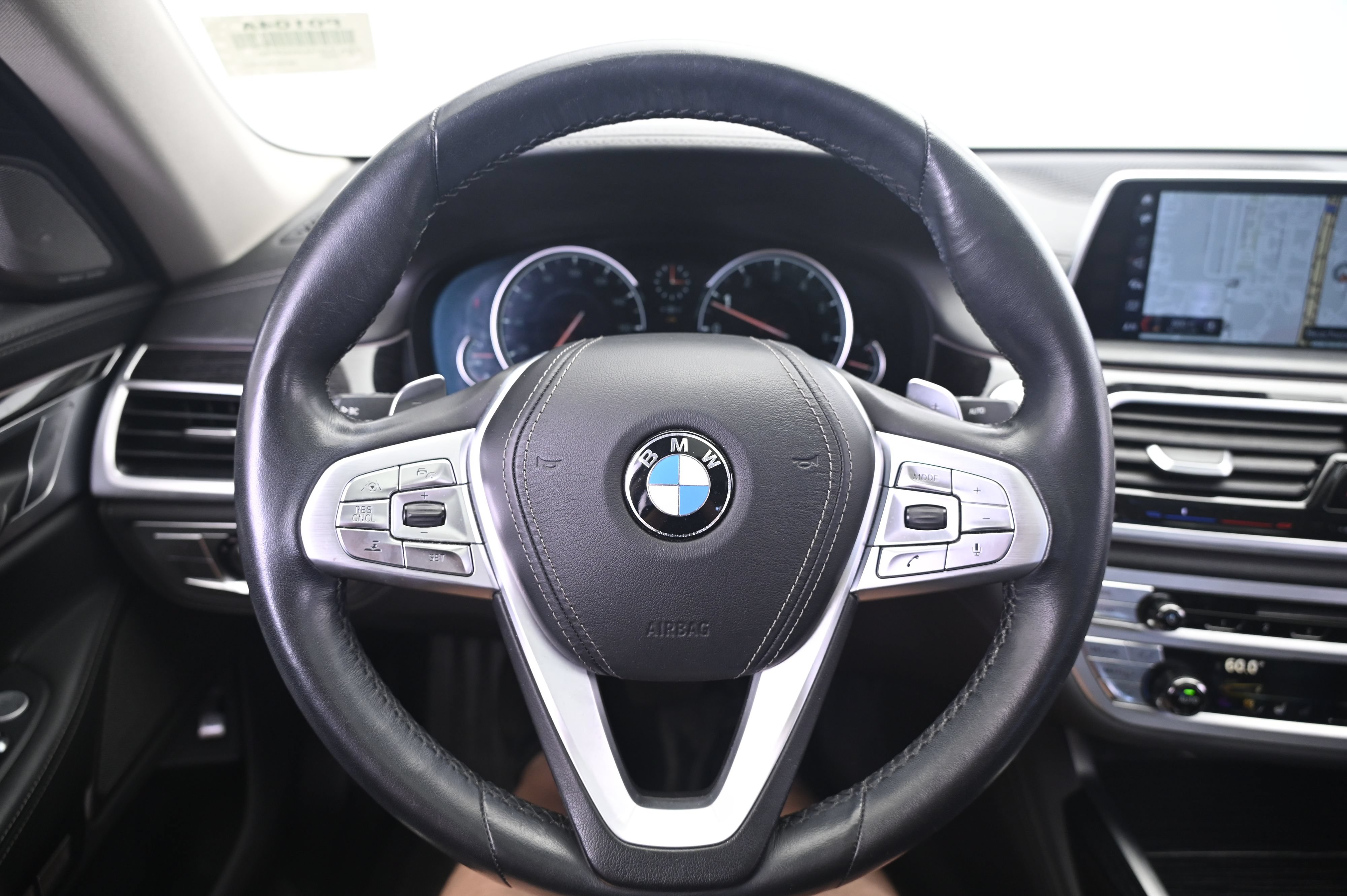 Used 2018 BMW 750i xDrive AWD/4WD image 35