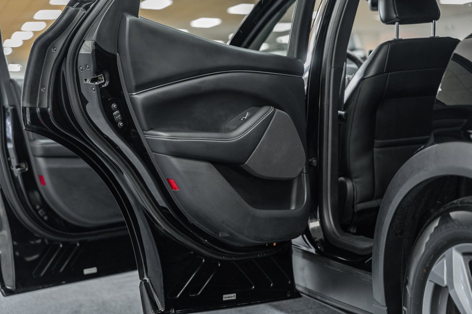 Used 2021 Ford Mustang Mach-E Select w/ Comfort/Technology Package image 37