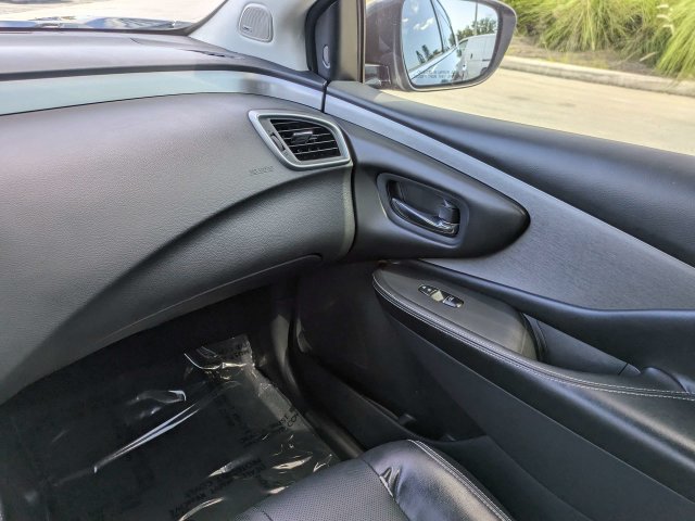 Used 2020 Nissan Murano SL w/ Moonroof Package AWD/4WD image 18