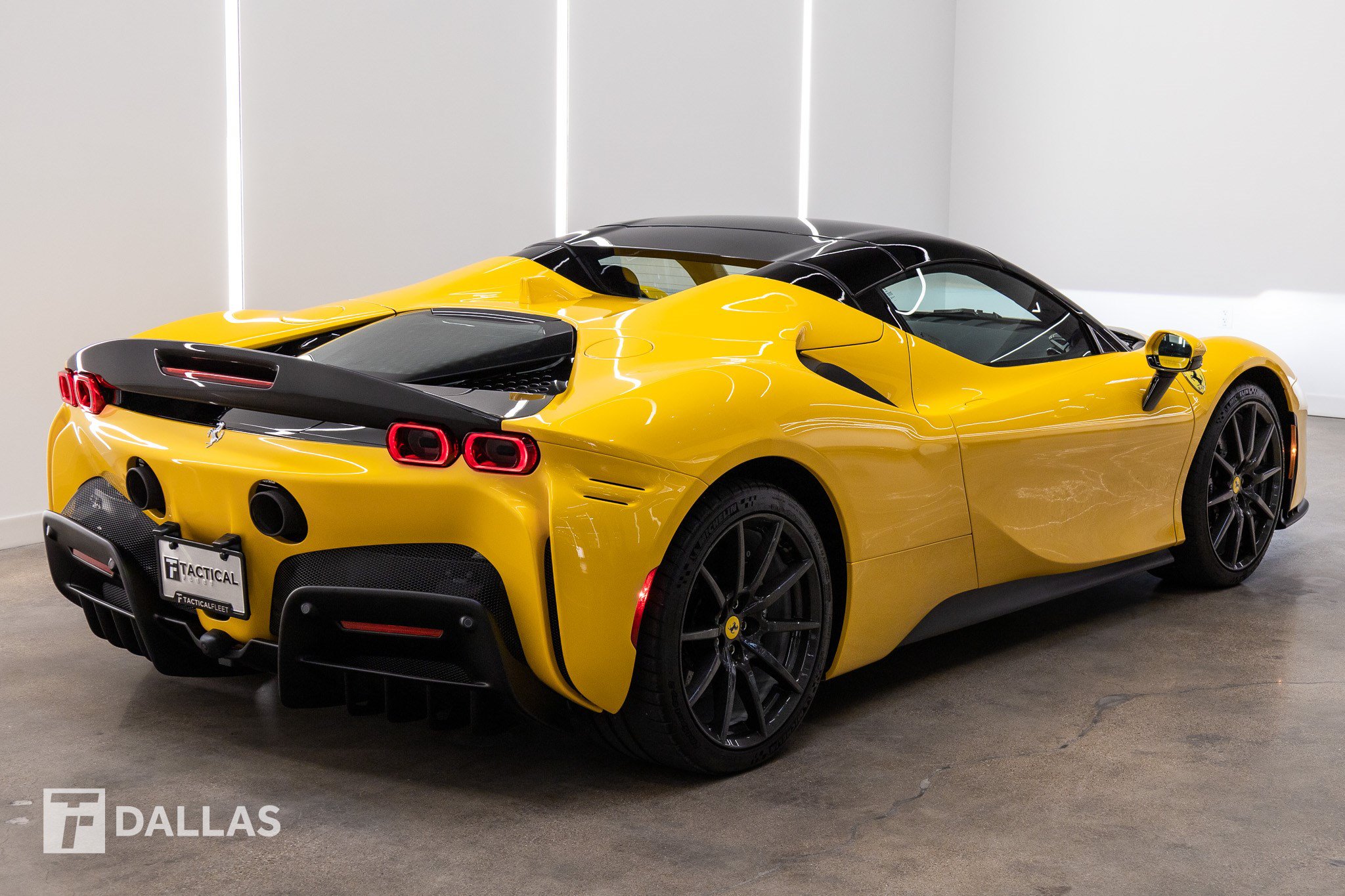 Used 2024 Ferrari SF90 Spider AWD/4WD image 16