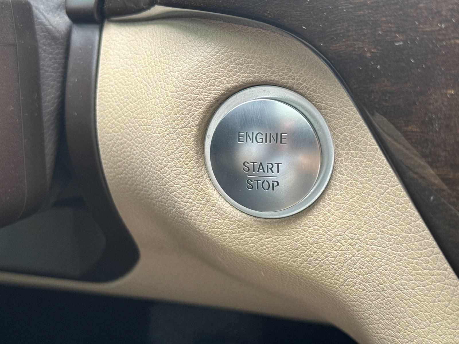 Used 2017 Mercedes-Benz GLE 350 4MATIC image 23