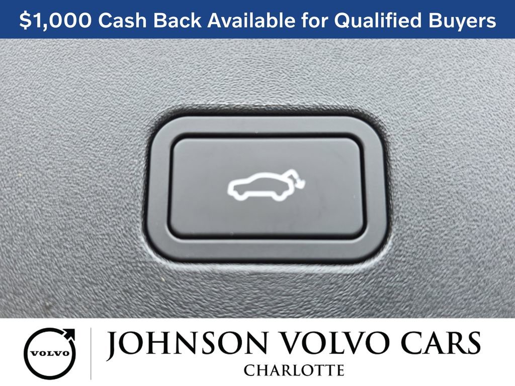 New 2025 Volvo EX30 Plus w/ Protection Package Premier image 13