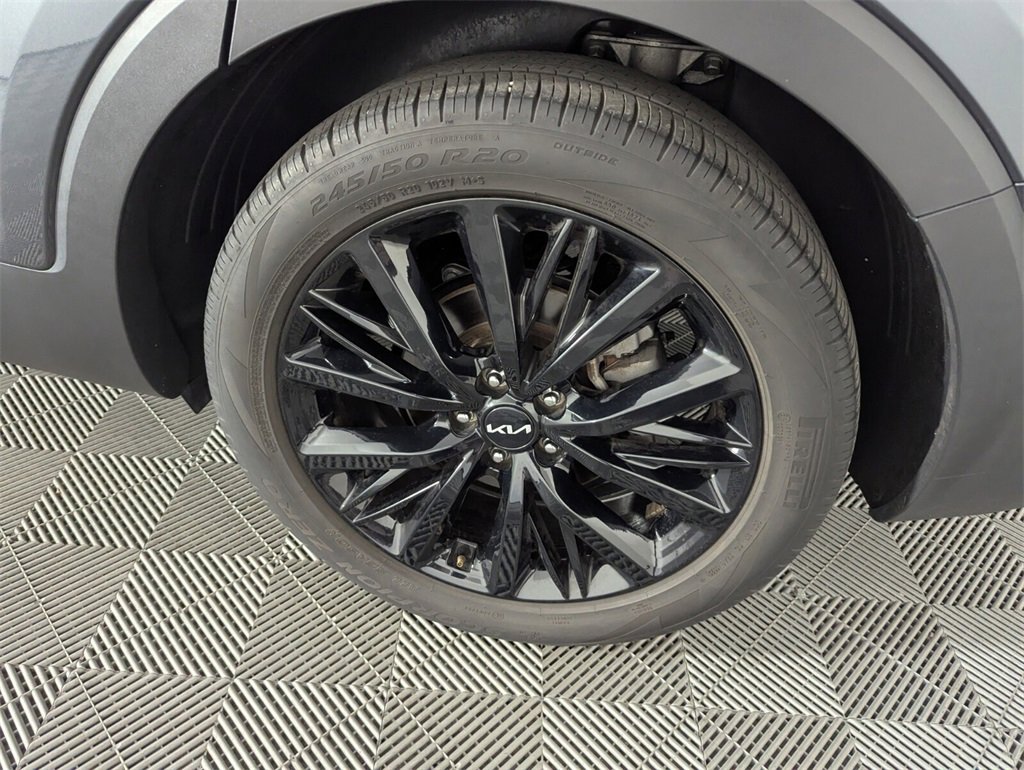 Used 2022 Kia Telluride SX w/ Towing Package image 20