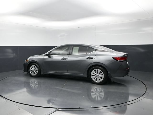 Used 2025 Nissan Sentra S w/ Lighting Package FWD image 2