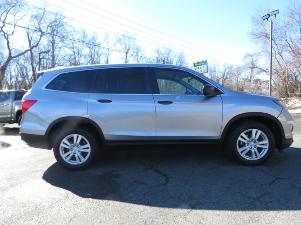 Used 2016 Honda Pilot LX image 4