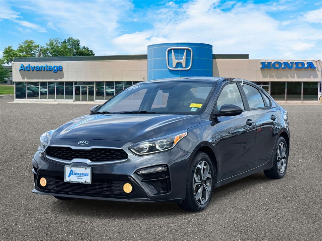 Used 2020 Kia Forte LXS image 2