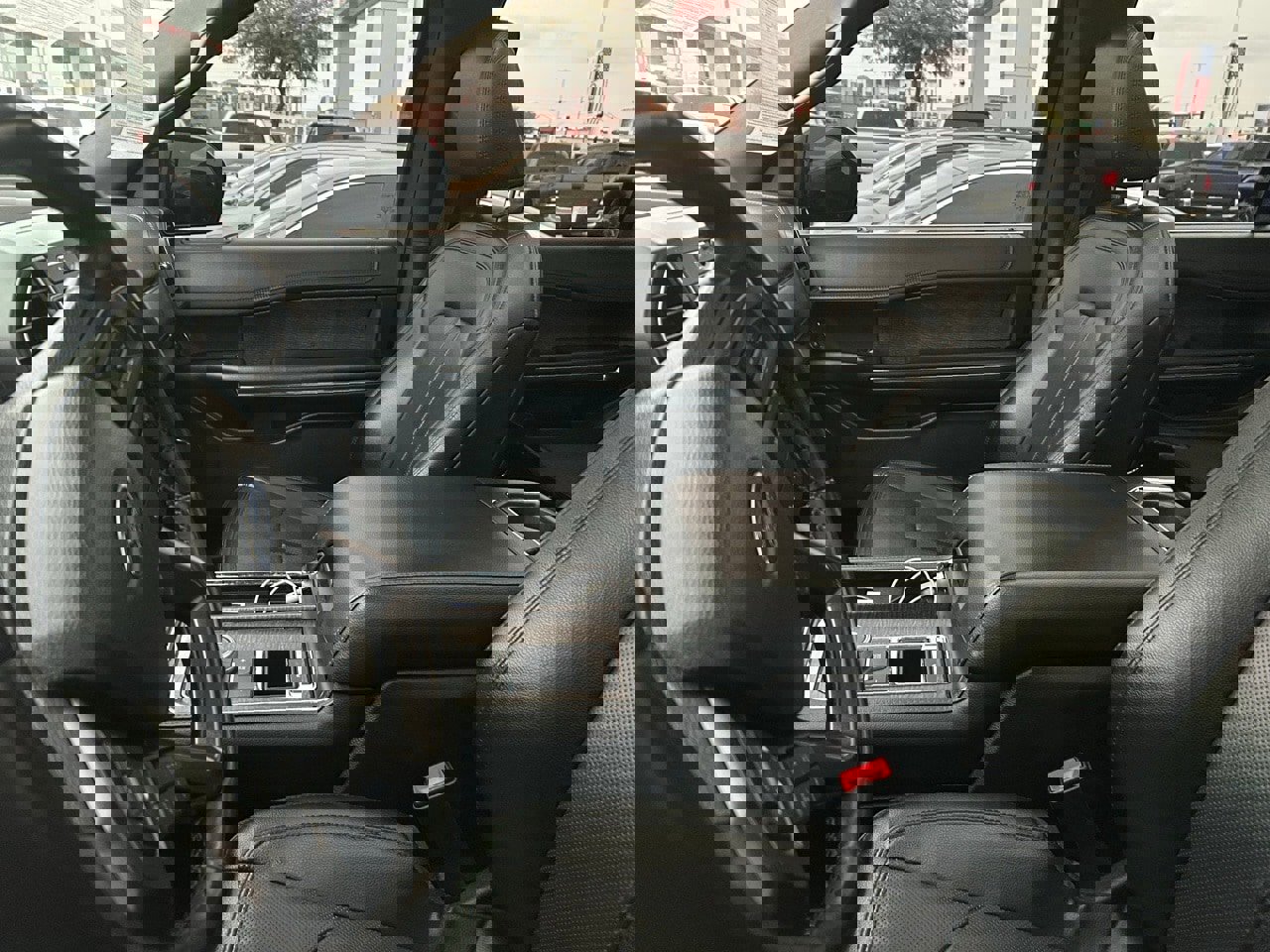 Used 2021 Ford Expedition Max Limited image 12