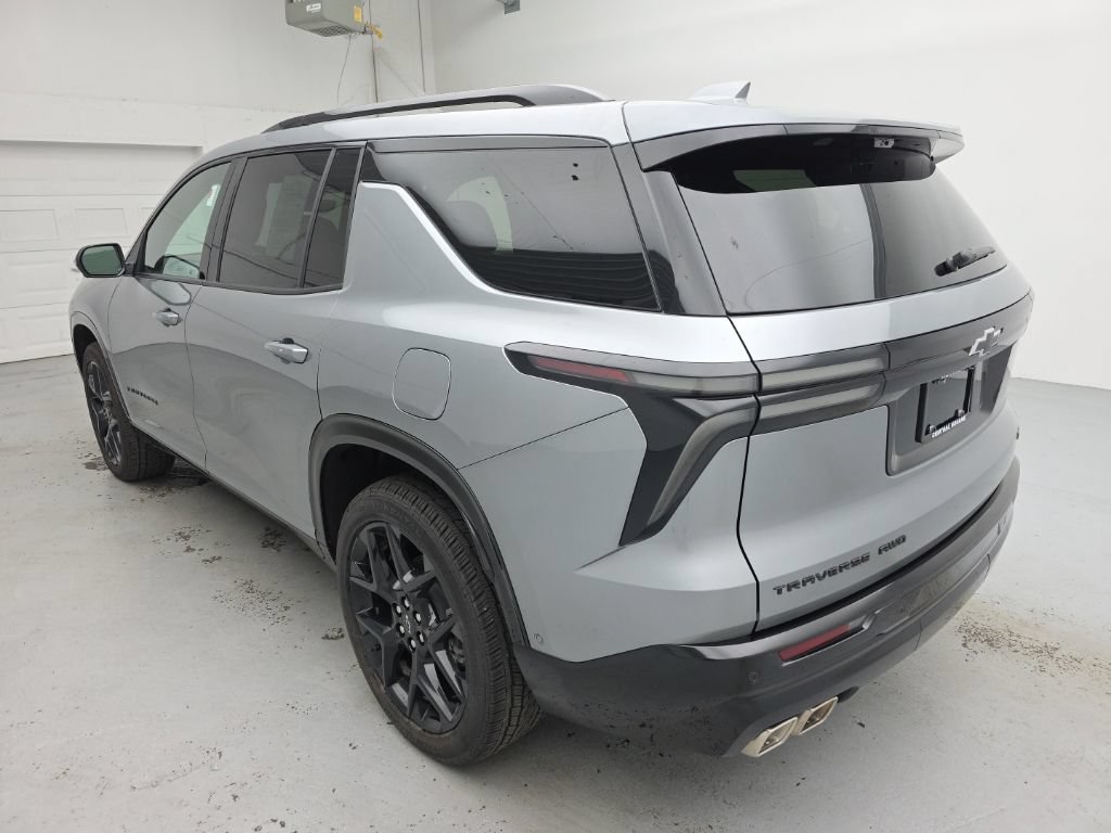 Used 2026 Chevrolet Traverse RS AWD/4WD image 10