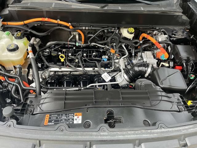 Used 2022 Ford Maverick Lariat w/ Lariat Luxury Package FWD image 6