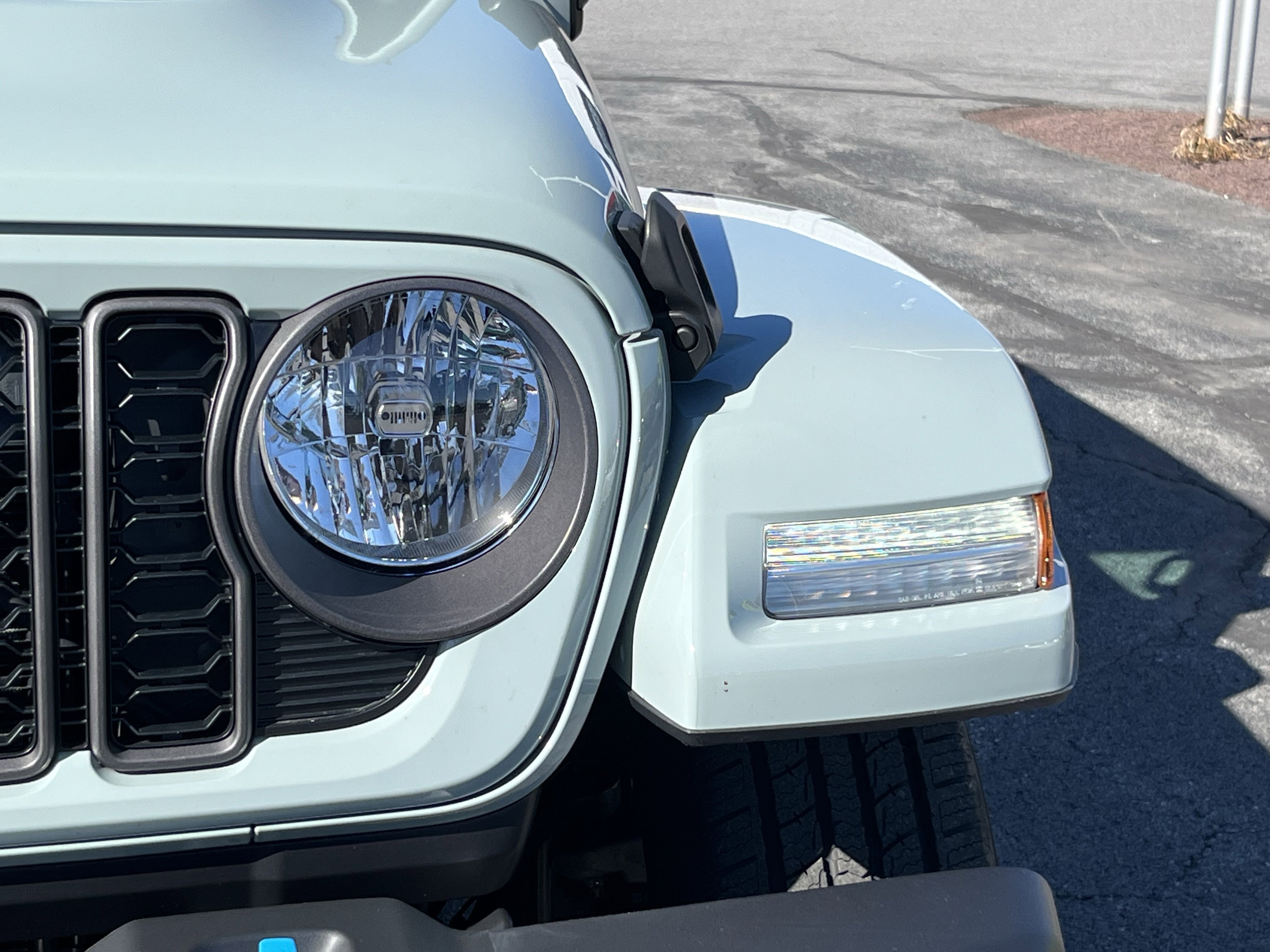 Used 2024 Jeep Wrangler Sport S 4xe w/ Convenience Group image 10