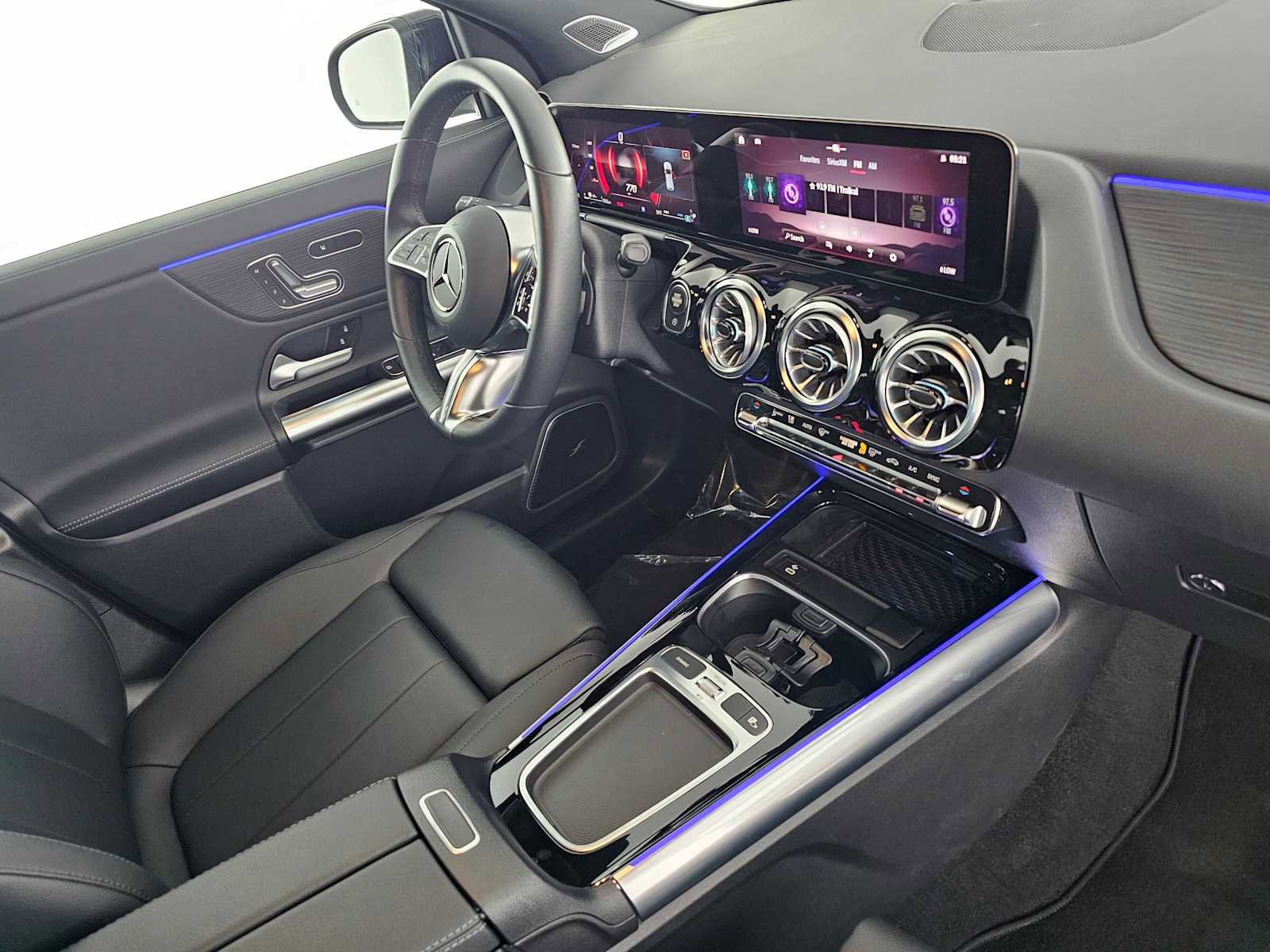 Certified 2025 Mercedes-Benz GLA 250 image 12