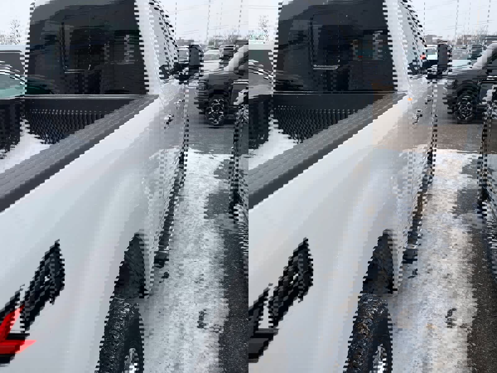 Used 2022 Ford F350 Lariat w/ Lariat Ultimate Package image 19