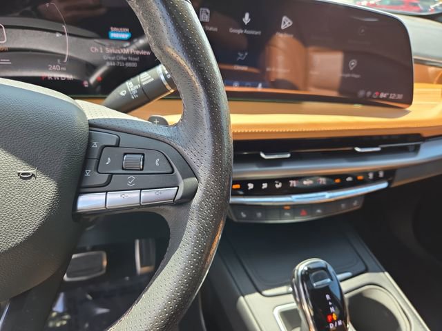 Certified 2024 Cadillac XT4 Sport FWD image 25