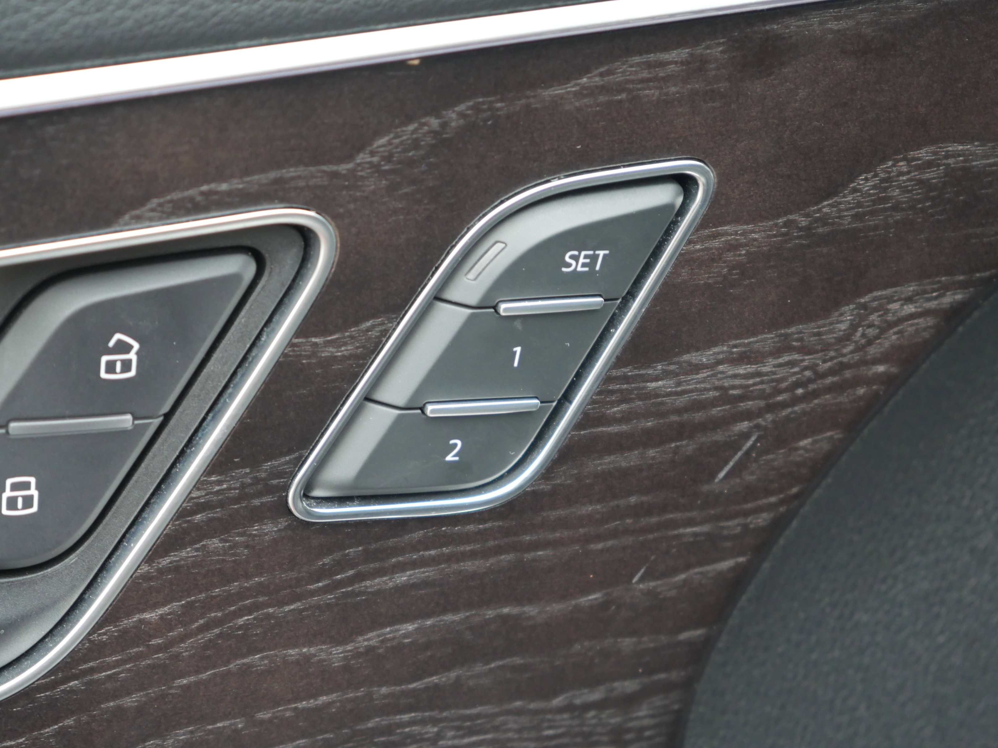 Used 2019 Audi Q8 Prestige image 41