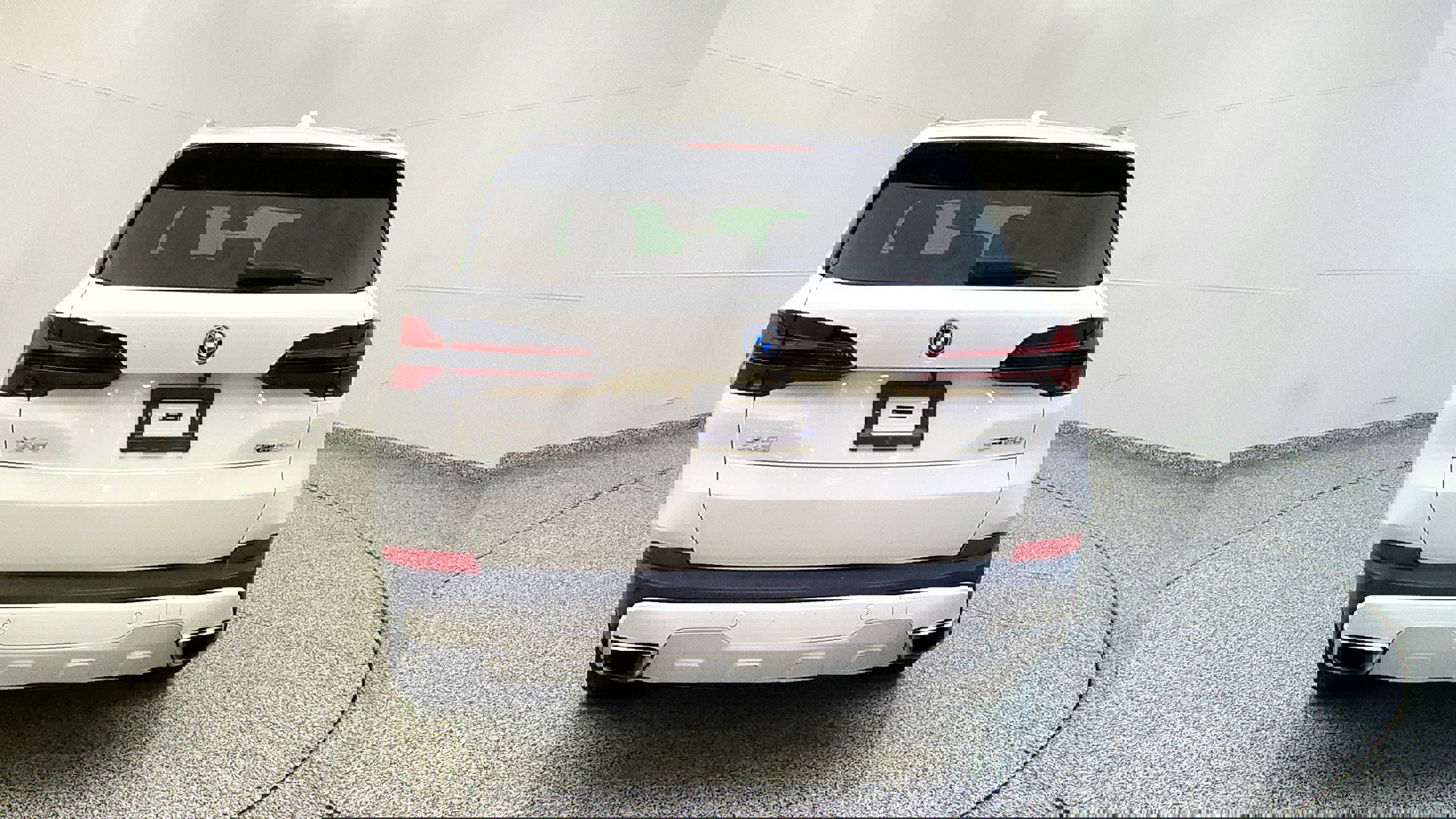 Used 2024 BMW X5 xDrive50e image 6