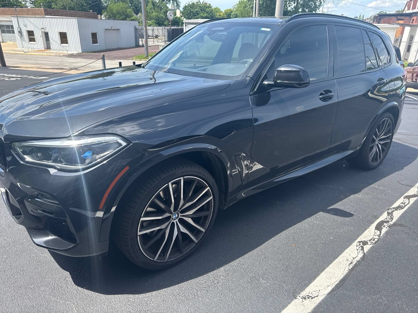 Used 2021 BMW X5 M50i w/ Executive Package AWD/4WD image 6