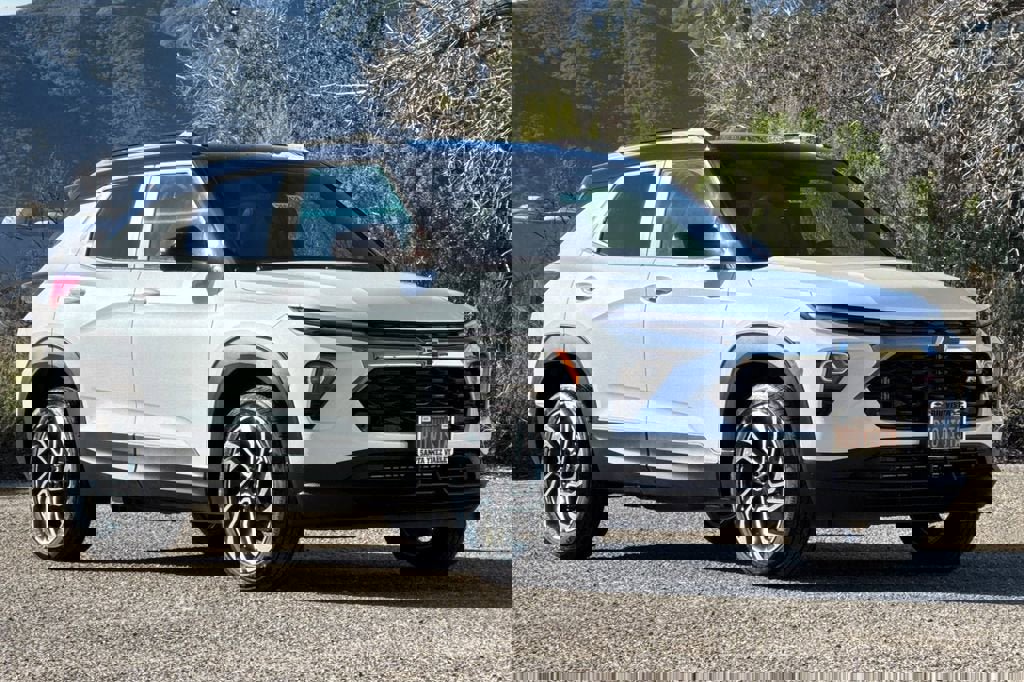 New 2026 Chevrolet TrailBlazer RS w/ Convenience Package image 2