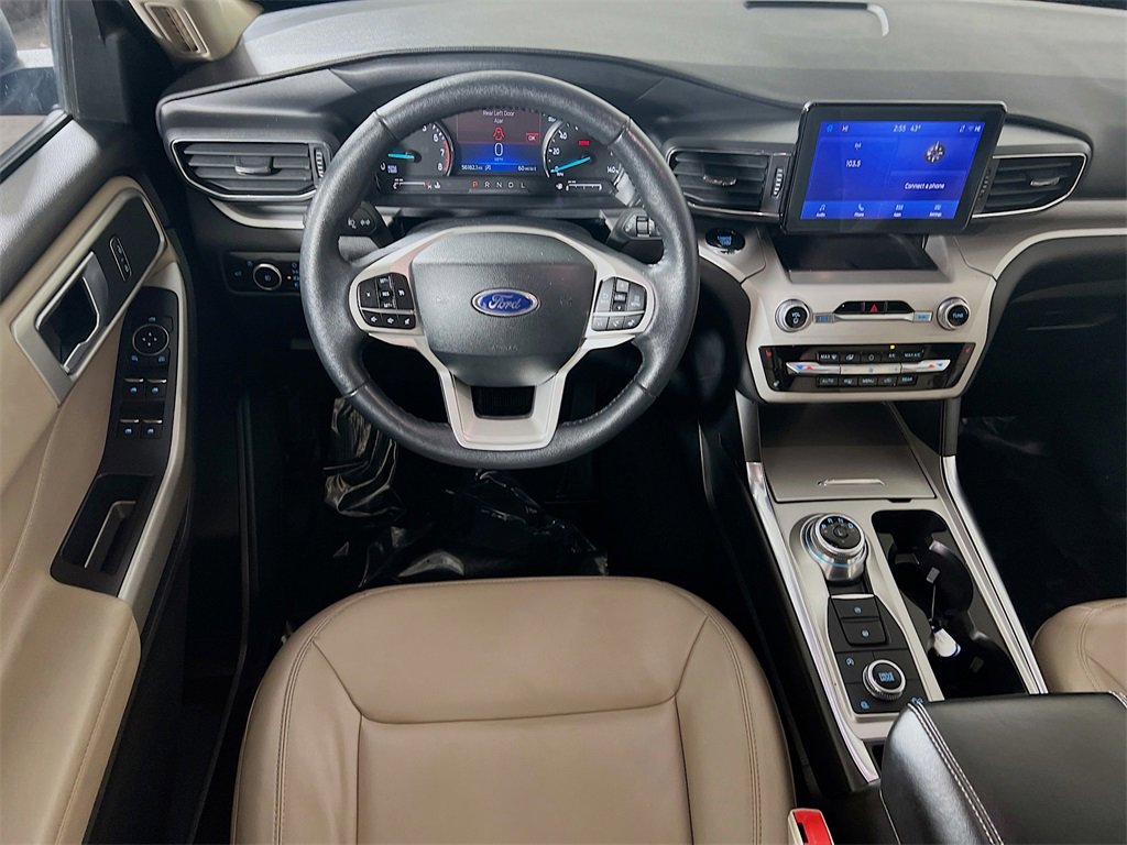 Used 2024 Ford Explorer XLT w/ Equipment Group 202A image 20