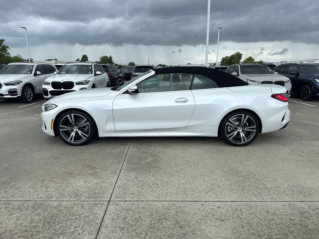 Used 2023 BMW 430i Convertible w/ Premium Package RWD image 2