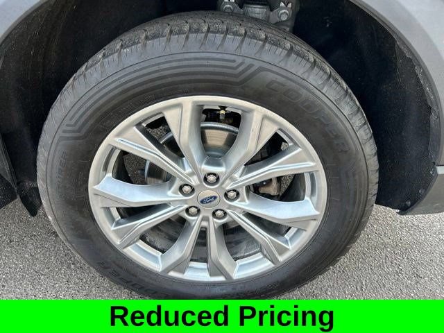 Used 2021 Ford Explorer XLT w/ Equipment Group 202A AWD/4WD image 60