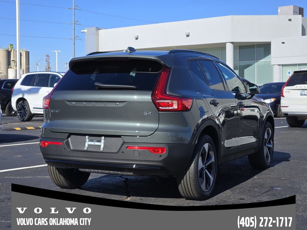 New 2026 Volvo XC40 B4 Core w/ Protection Package Premier image 5
