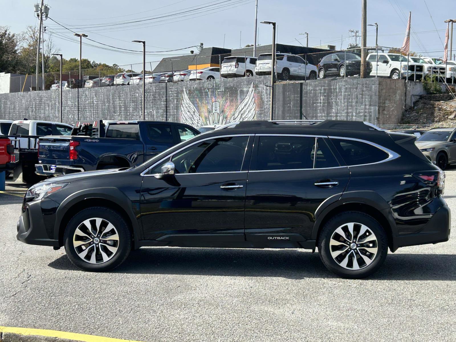 Used 2025 Subaru Outback Touring image 6