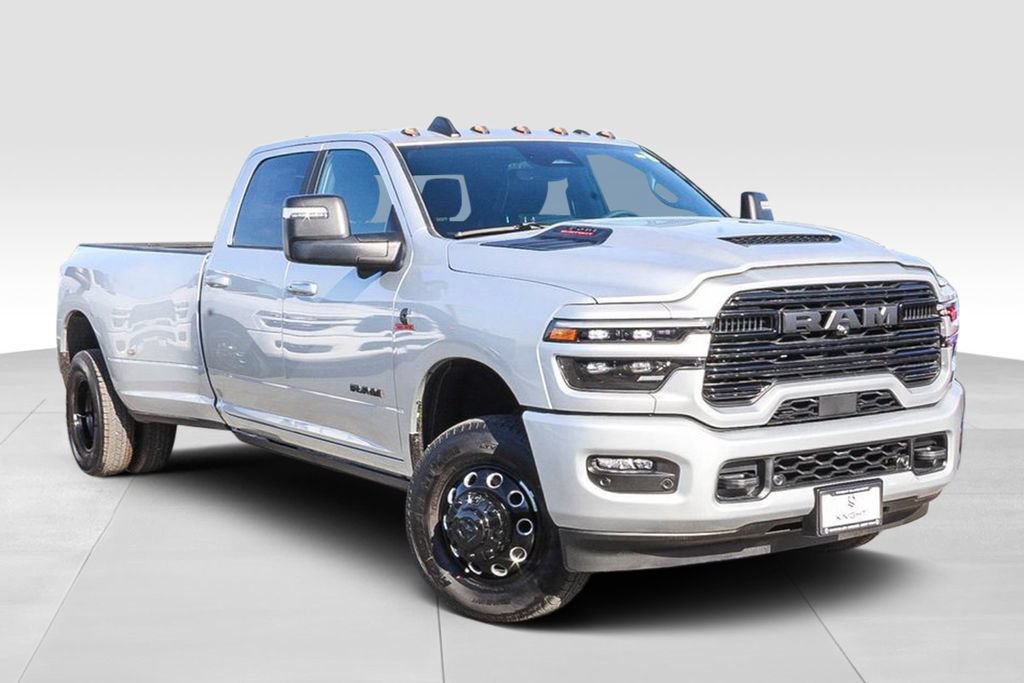 New 2026 RAM 3500 Laramie AWD/4WD image 2