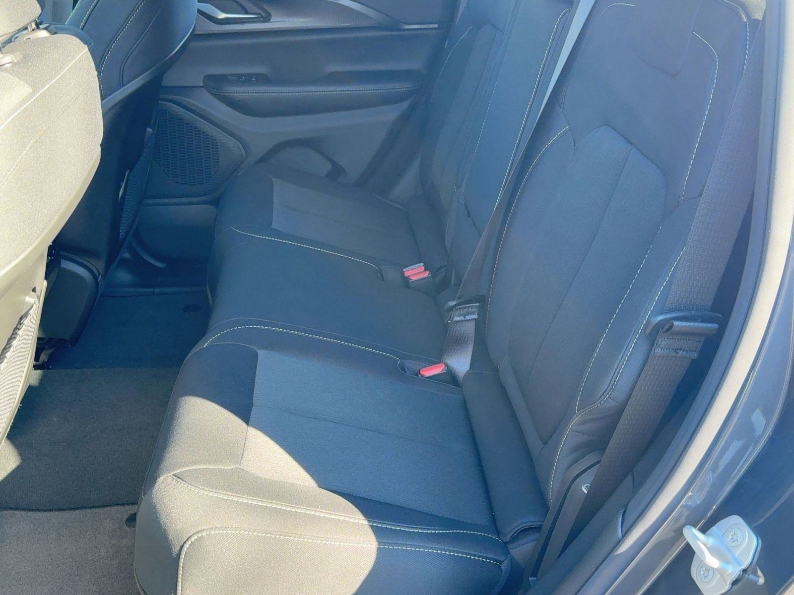 New 2025 Jeep Grand Cherokee Laredo X image 13