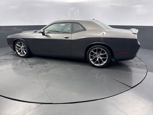 Used 2022 Dodge Challenger GT image 3
