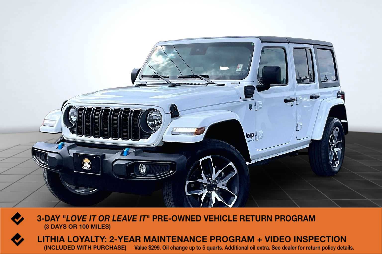 Used 2024 Jeep Wrangler Unlimited AWD/4WD image 1