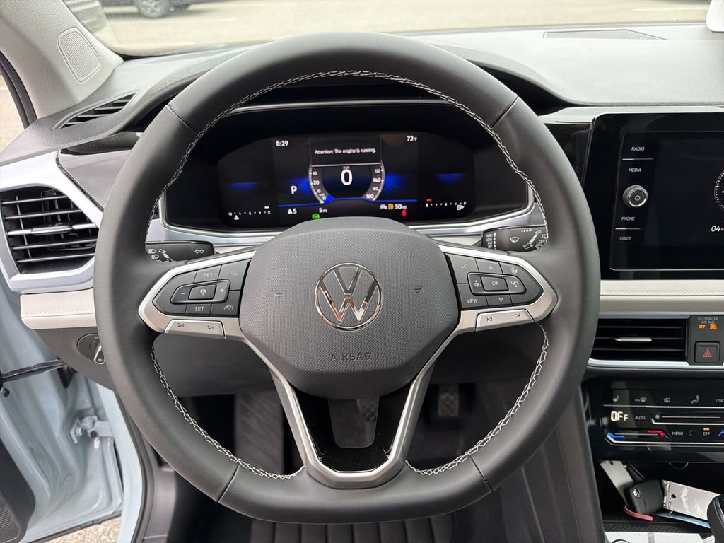 New 2026 Volkswagen Taos SE image 23