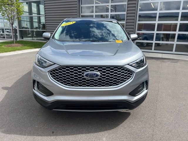 Used 2024 Ford Edge SEL w/ Convenience Package AWD/4WD image 2
