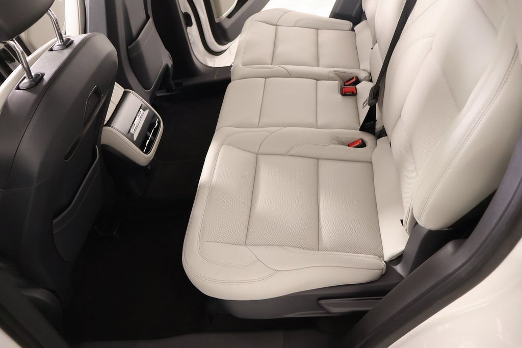 New 2026 Lincoln Nautilus Premier w/ Equipment Group 102A AWD/4WD image 12