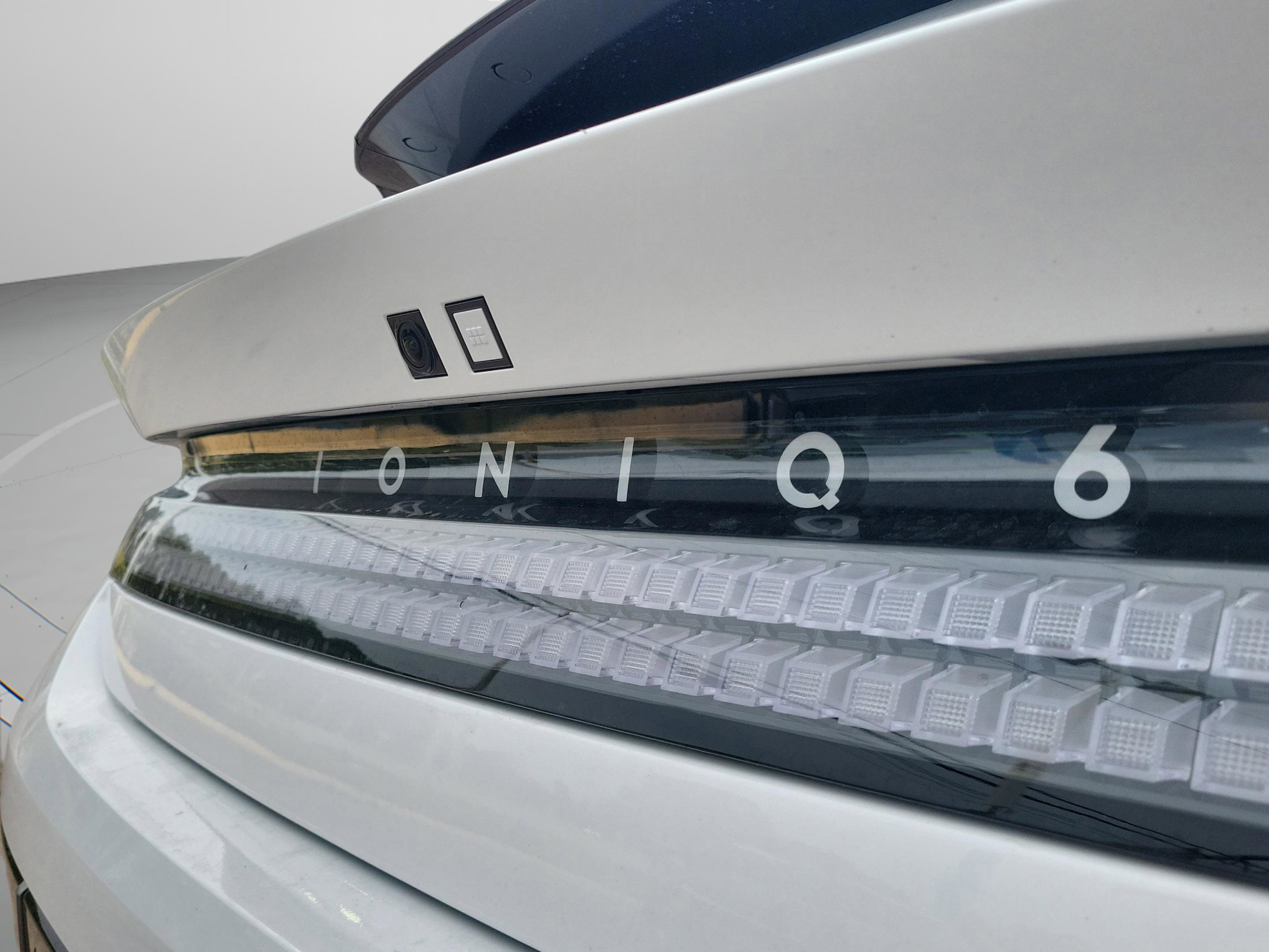 New 2025 Hyundai Ioniq 6 SE image 29