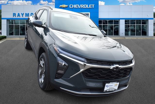 New 2026 Chevrolet Trax LT w/ LPO, Blackout Package image 10
