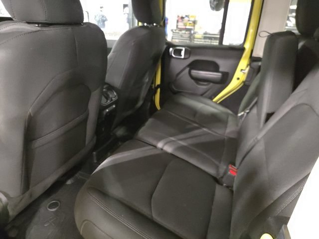 Used 2023 Jeep Wrangler Unlimited w/ Sun & Screen Package AWD/4WD image 13