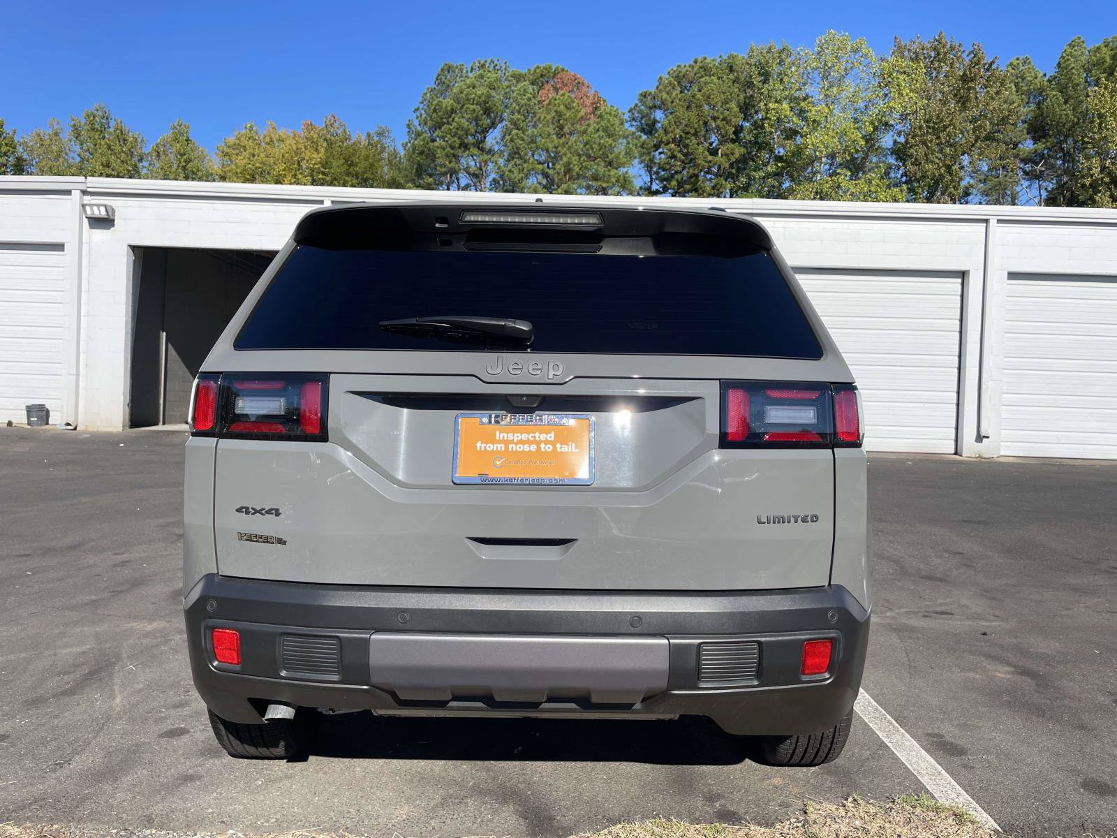 Used 2026 Jeep Cherokee Limited AWD/4WD image 5