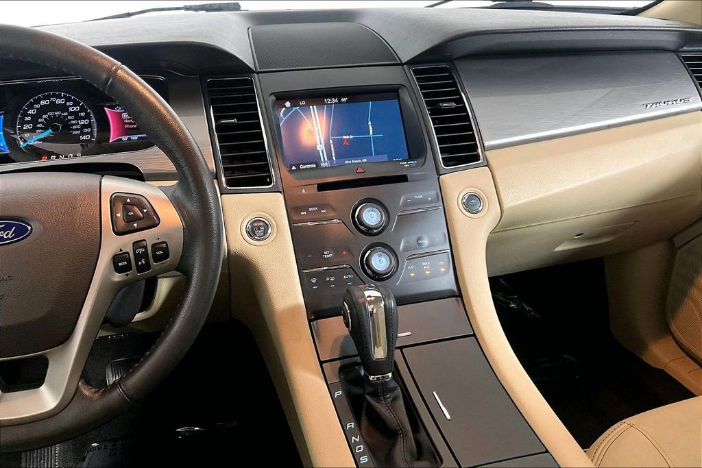 Used 2016 Ford Taurus SEL w/ Equipment Group 201A image 6