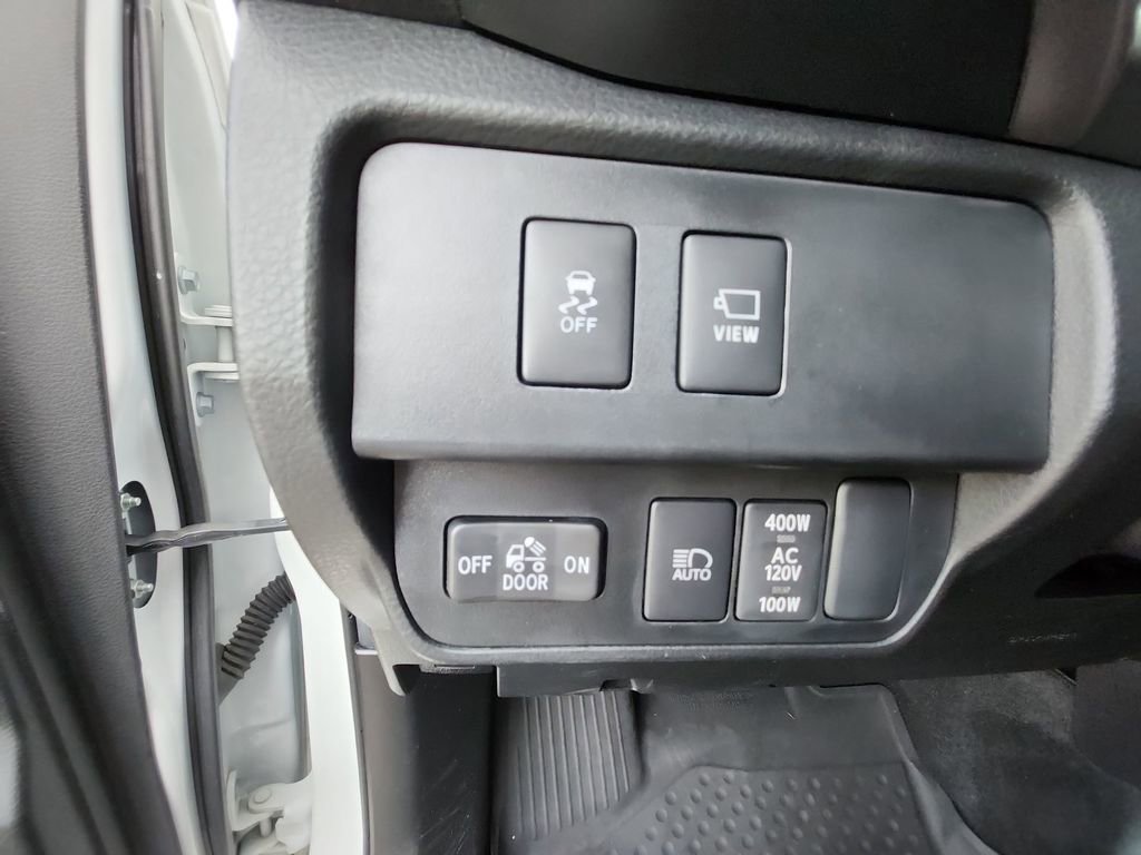 Used 2023 Toyota Tacoma Limited image 22