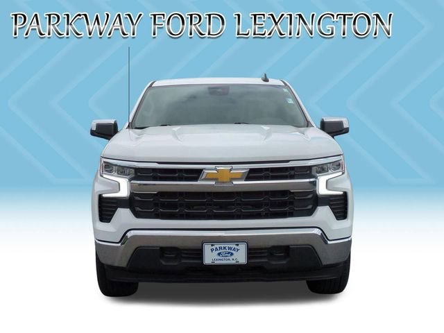 Used 2022 Chevrolet Silverado 1500 LT AWD/4WD image 2