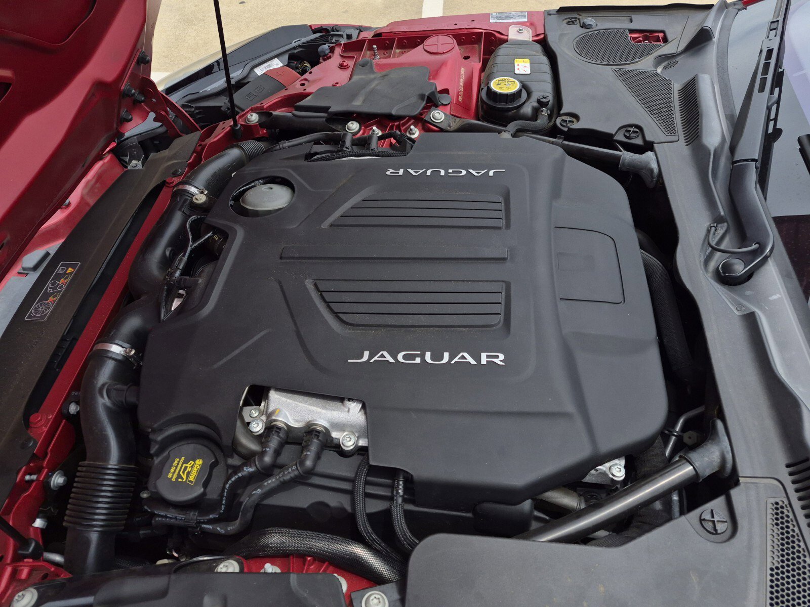 Used 2017 Jaguar F-TYPE R AWD/4WD image 12