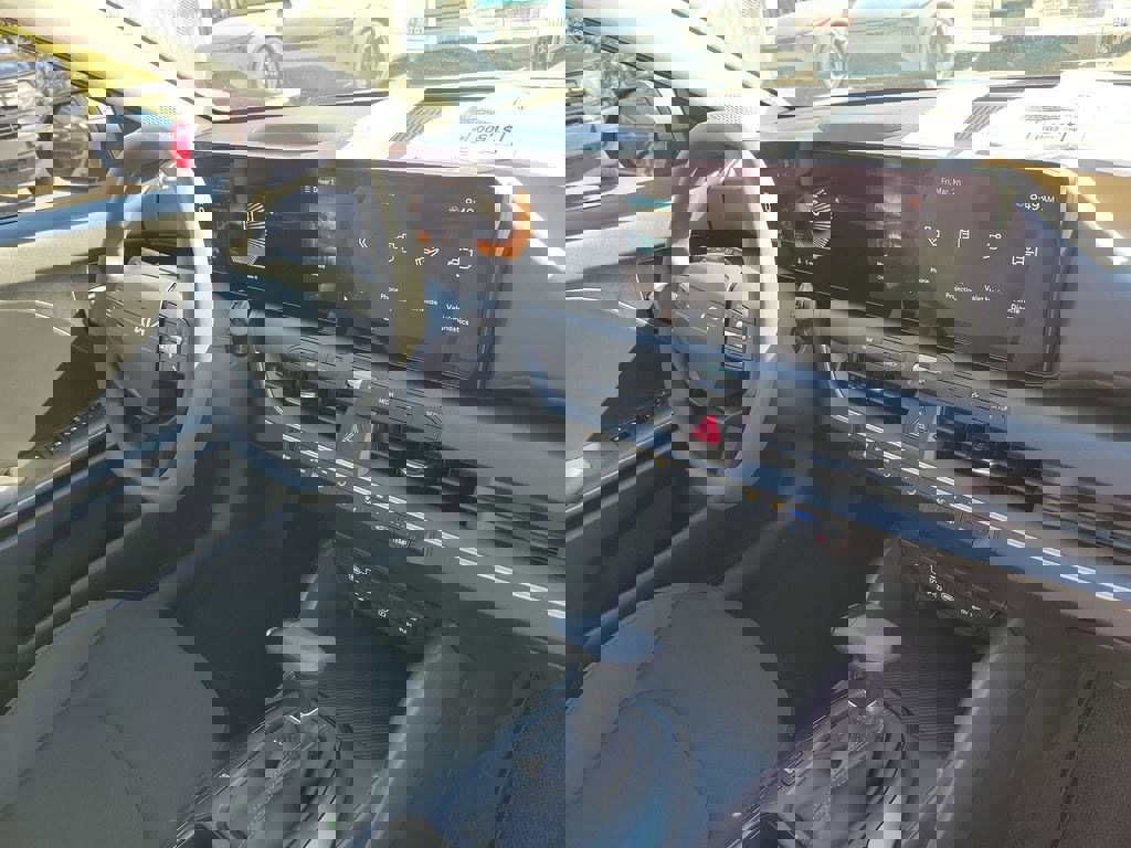 New 2026 Kia K4 LXS image 8