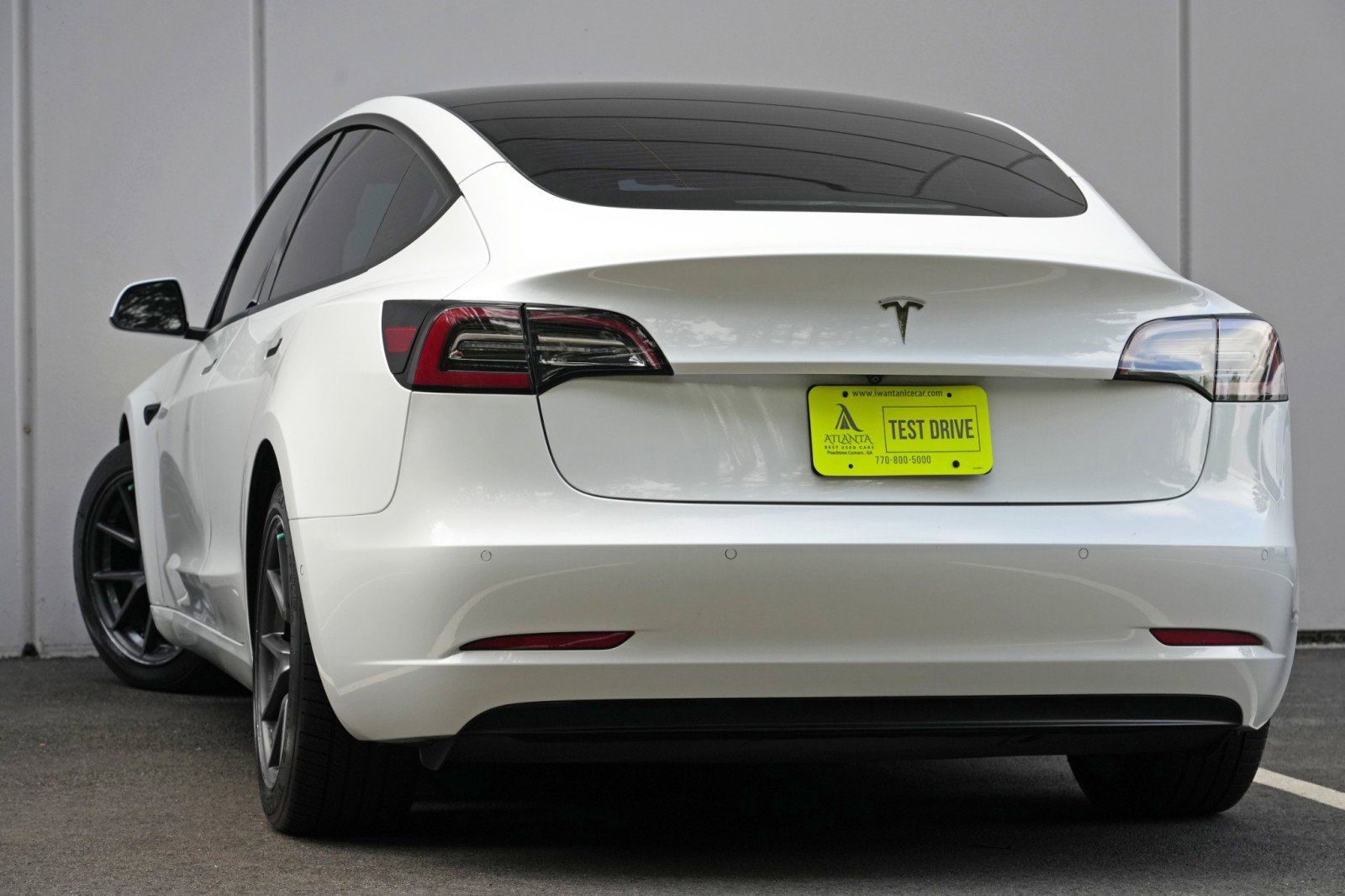 Used 2021 Tesla Model 3 Standard Range Plus RWD image 5