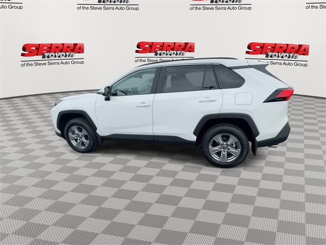 Used 2025 Toyota RAV4 XLE w/ Convenience Package image 6