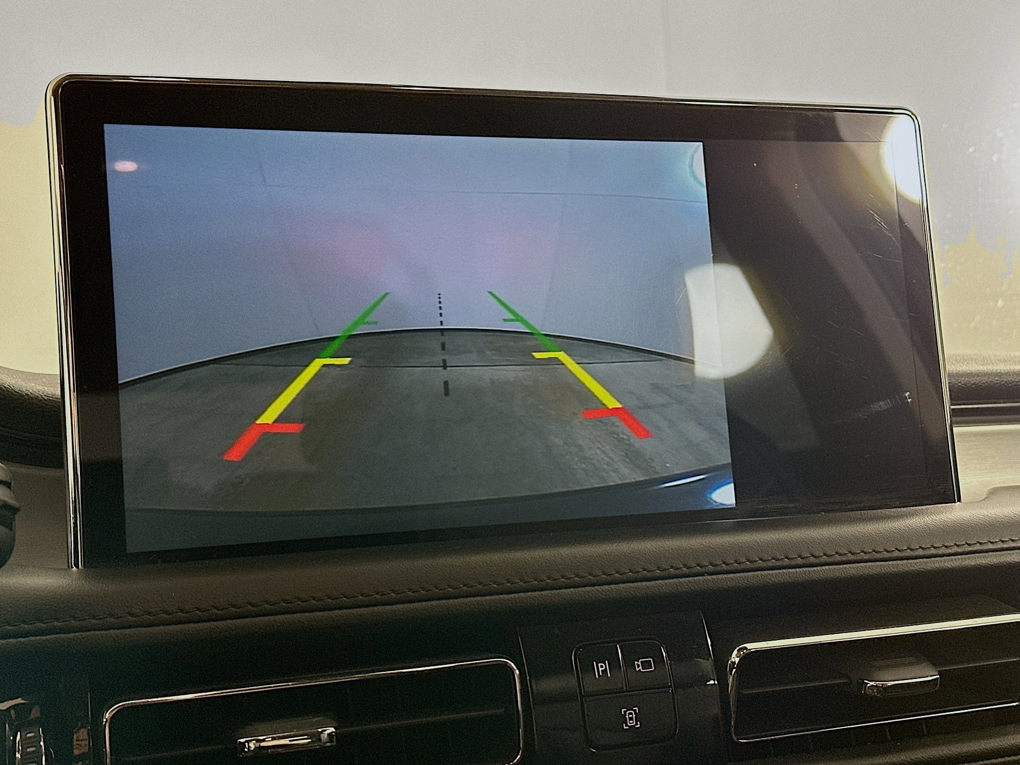 Used 2023 Lincoln Nautilus FWD w/ Premium Package image 23