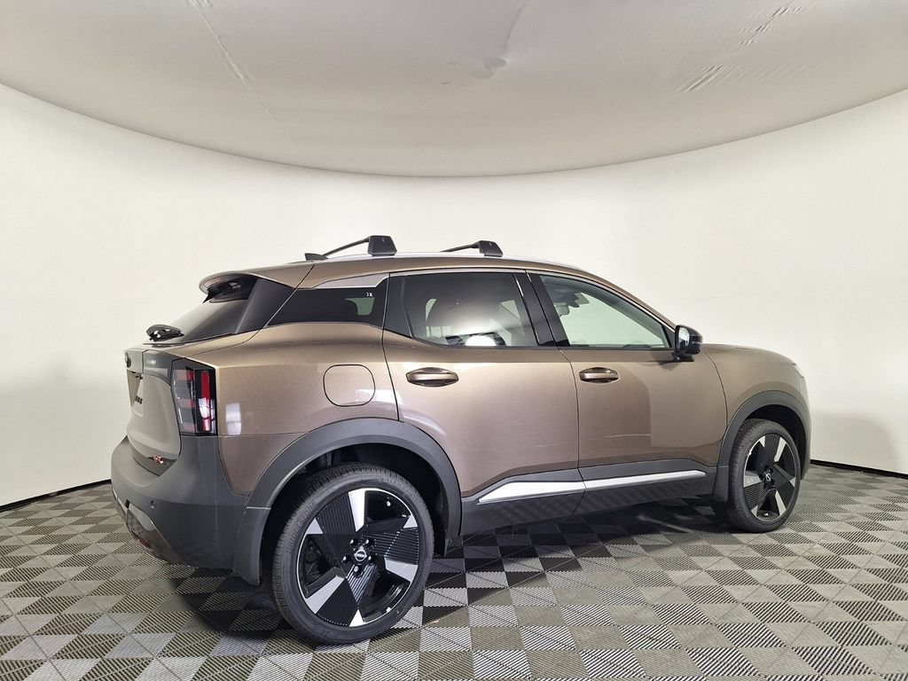 Used 2026 Nissan Kicks SR FWD image 5