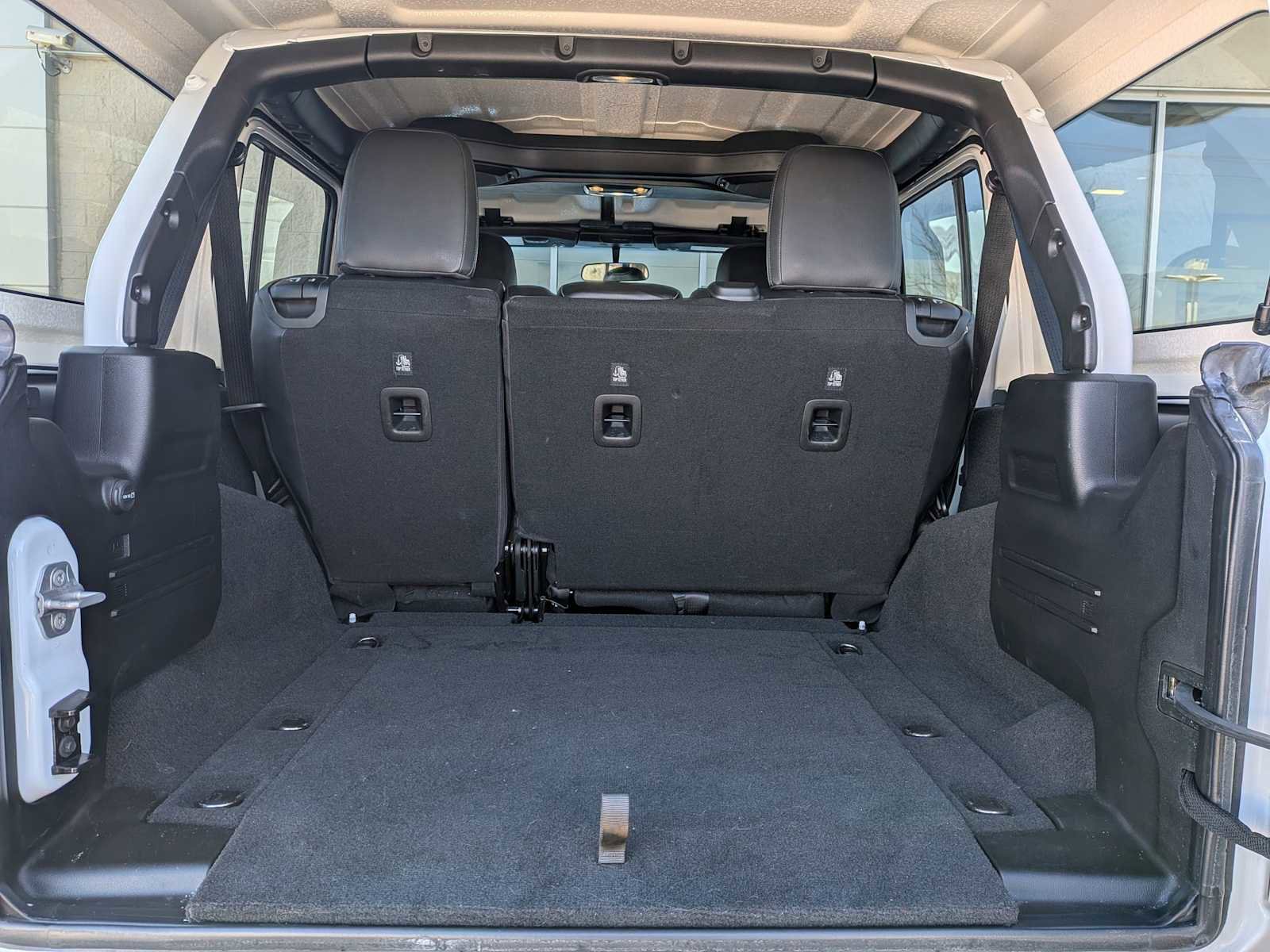 Used 2021 Jeep Wrangler Unlimited Sport image 30
