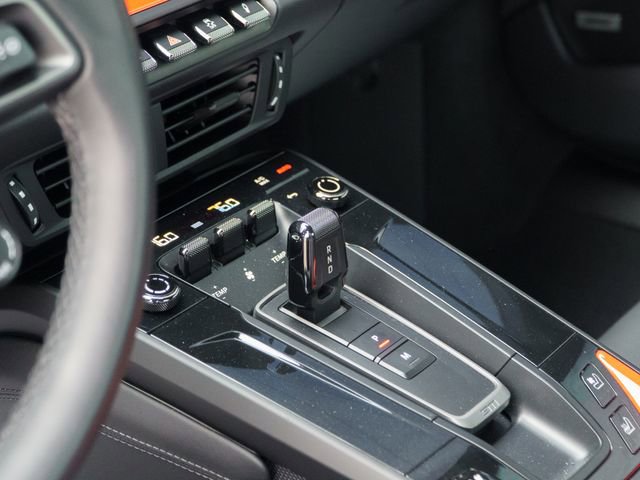 Certified 2025 Porsche 911 Carrera image 27