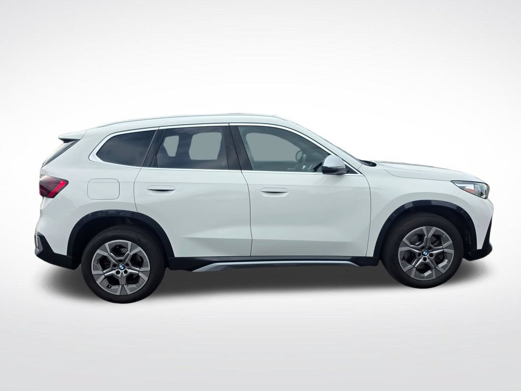Used 2023 BMW X1 xDrive28i w/ Convenience Package AWD/4WD image 2